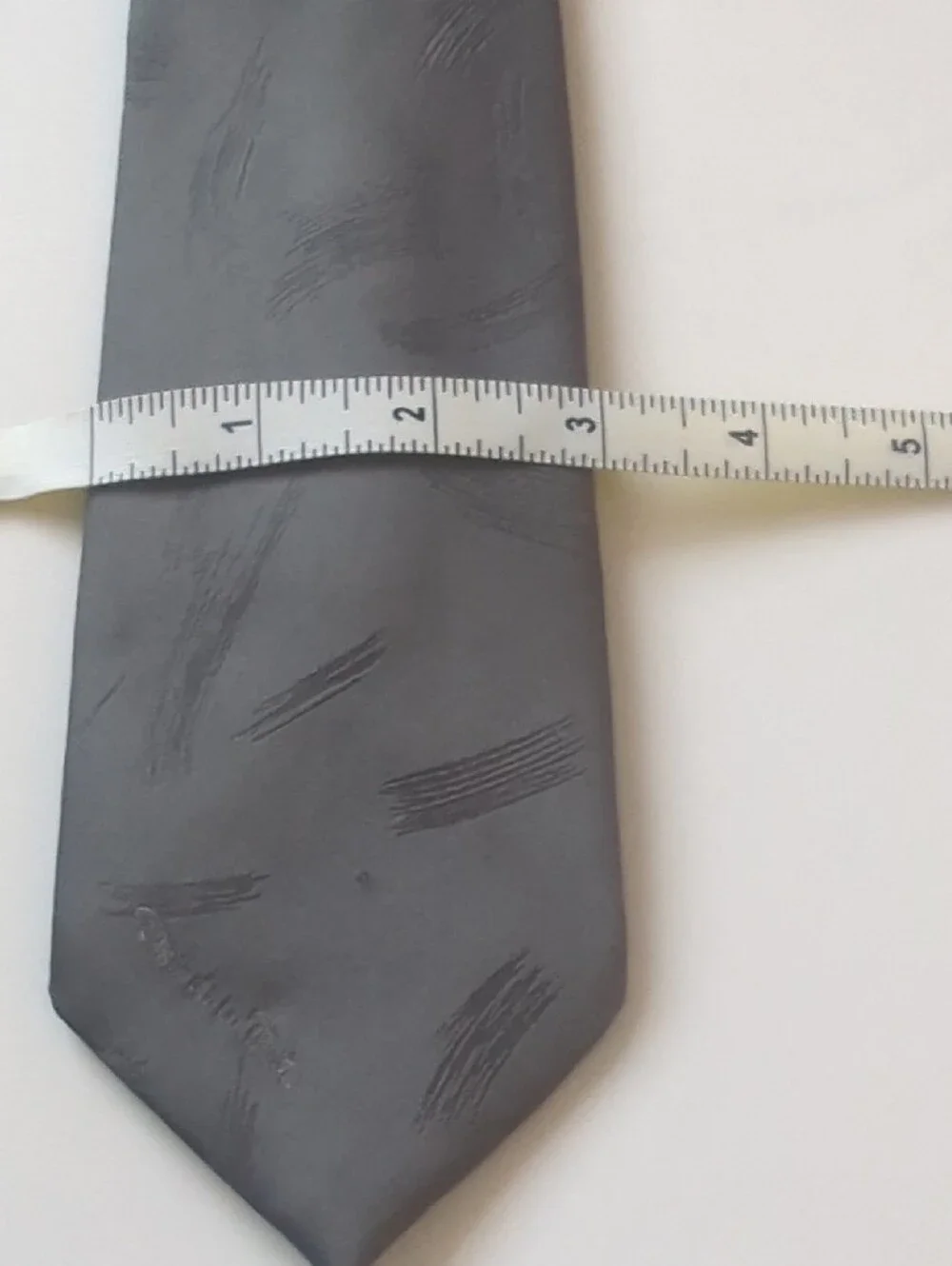 Vintage Oscar de la Renta Grey Textured Silk Tie